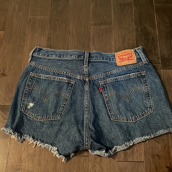 Levi 501 HIGH RISE WOMEN'S SHORTS - Picture 2 of 4